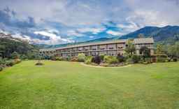 Hunas Falls Hotel, SGD 290