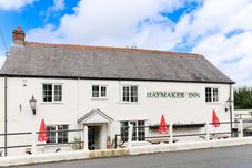 其他 Haymaker Inn