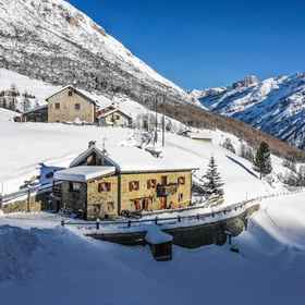 Primary image 1 Baita Luleta, Chiesa in Valmalenco Hotels