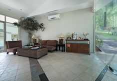 其他 3 Court Meridian Hotel and Suites