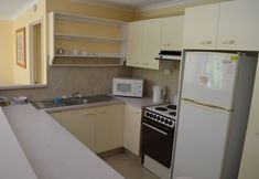 기타 6 Enderley Gardens Resort