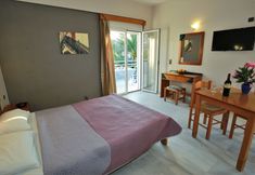 기타 6 Hotel Athena