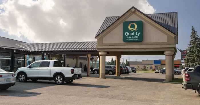 Khác Quality Inn & Suites