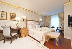 อื่นๆ 2 Elite World Van