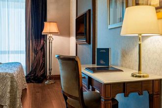 อื่นๆ 4 Elite World Van