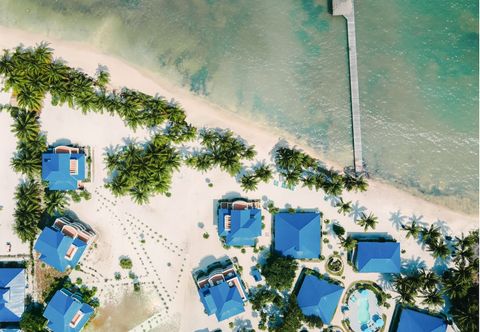 Lain-lain Sapphire Beach Resort