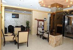 อื่นๆ 4 Cedar Hotel