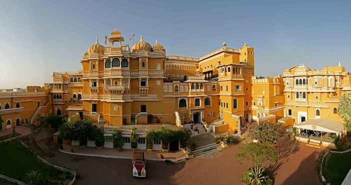 Khác Deogarh Mahal