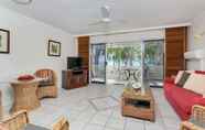 Others 7 On Palm Cove Beachfront Apartments