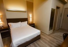 อื่นๆ 7 Master Cosmopolitan