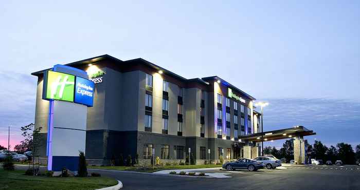 อื่นๆ Holiday Inn Express Pembroke, an IHG Hotel