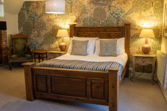 Khác 4 The Green Dragon