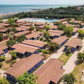 Primary image 1 Natural Village Resort, Castelraimondo Hotels