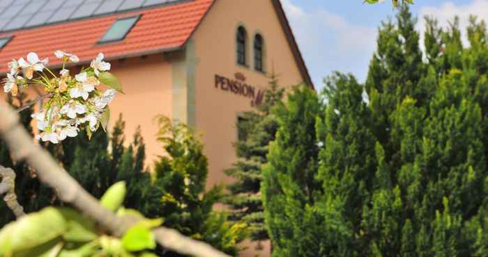 Lainnya Pension Marlis