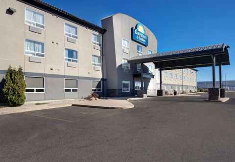 อื่นๆ Days Inn & Suites by Wyndham Yorkton