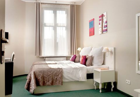 Others Leone Aparthotel