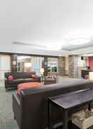 Lobi Hawthorn Suites by Wyndham Williston