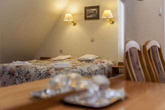 Others 4 Willa Carlton