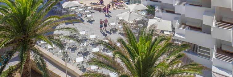 기타 FERGUS Style Cala Blanca Suites