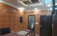 Lainnya 7 Luxury Private Flat In Lajpat Nagar With Attached Kitchen Kitchen 92,121,74700