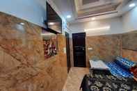 อื่นๆ Couple Friendly Private Flat in Posh Lajpat Nagar