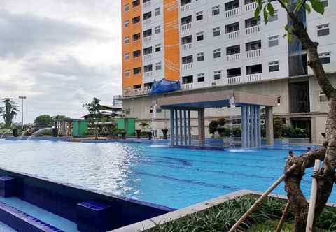 Others Chic and Cozy 2BR Apartment at Green Pramuka City