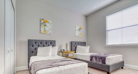 Lain-lain 2 Balmoral by PRP