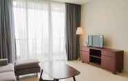 Lainnya 3 Exclusive 2BR @ The Empyreal Condominium Epicentrum Apartment