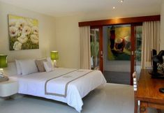 Others 3 Villa Banta