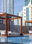 Imej utama Refined Studio Apartment in Dubai Marina