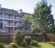 Lainnya 2 InTown Suites Extended Stay Louisville KY - Wattbourne Lane