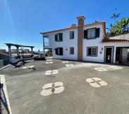 Others 5 Classic Tranquil Madeiran 4-bedroom Villa Funchal