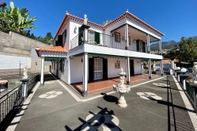 Others Classic Tranquil Madeiran 4-bedroom Villa Funchal