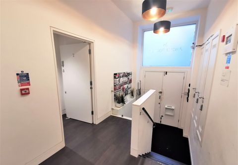 Others Spacious Double Room with en-suite - 1b