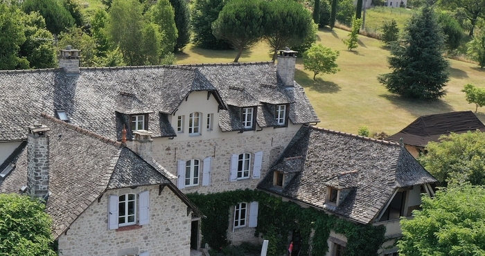 Khác Le Clos Saint Georges