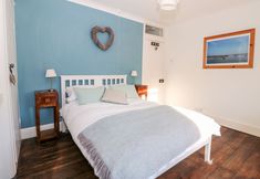 Others 6 Carrstone Cottage