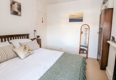 Others 5 Carrstone Cottage