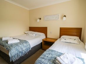 Lain-lain 4 Llety Ceiro