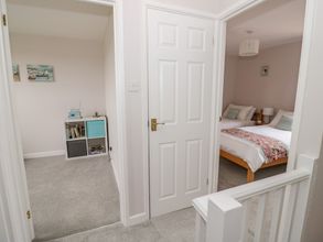 Lain-lain 4 Kite Cottage