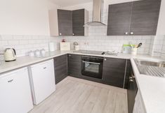 Lain-lain 7 Kite Cottage