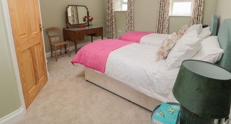 Others 2 Todridge Barn