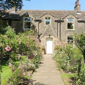 Primary image1Manor House,海恩德本区飯店