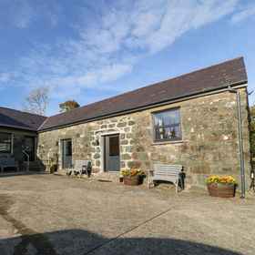 Primary image 1 Tyddyn Sianel - Derw, Pistyll Hotels