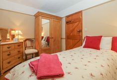 Lain-lain 7 Flora's Barn