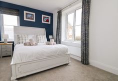 기타 6 Beacon House