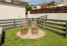 อื่นๆ 3 Ketch Cottage