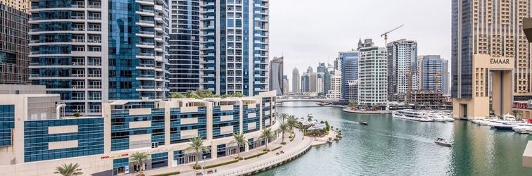 Lain-lain Unique & Stylish 1BR w/ Incomparable Marina Views!