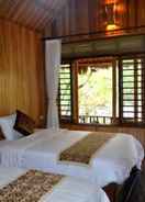 ห้องพัก Halong Bay Deluxe Cruise Bungalow on Island