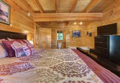 Others 2 Moonlight Theater Lodge