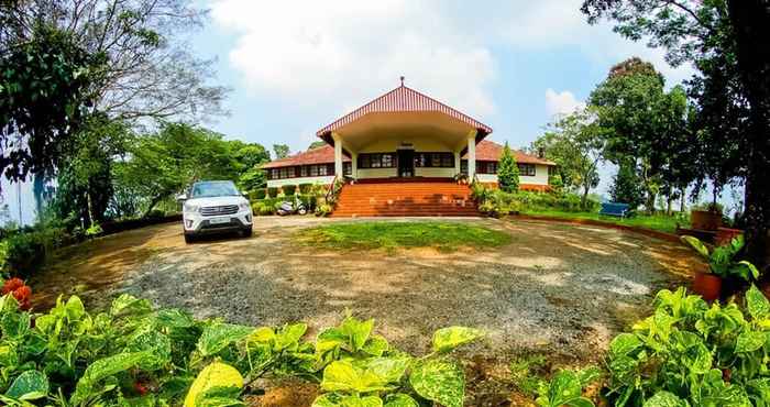 Others Deluxe Twin Room In British Bungalow